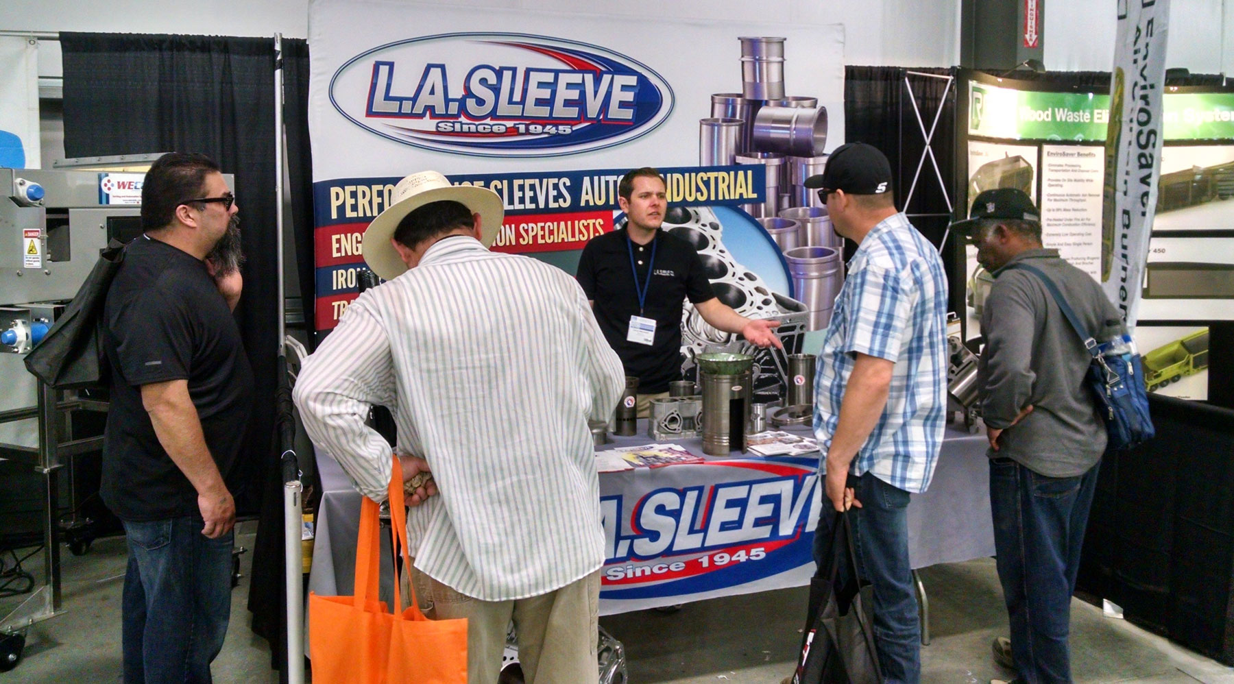 lasleeve-world-ag-expo-07