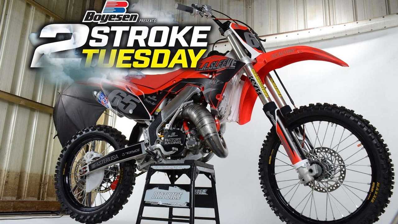L.A.SLEEVE 2001 Honda CR125 Project News L.A.SLEEVE
